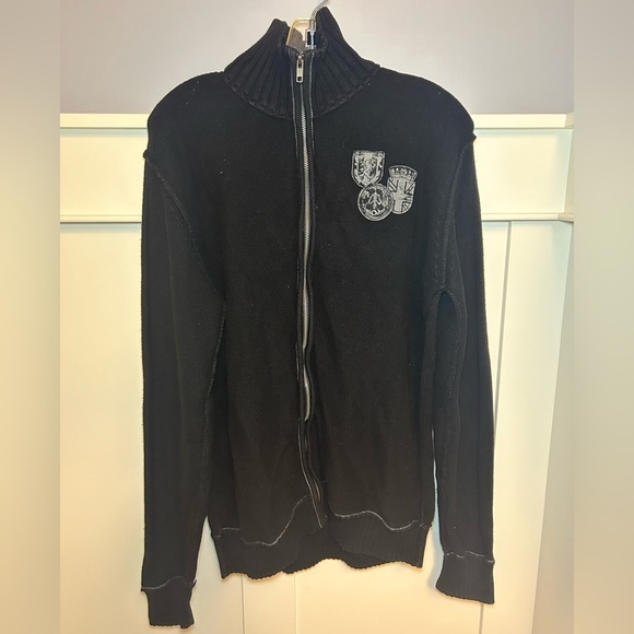 Vintage Guess gothic crest knit turtleneck - Picture 1 of 9